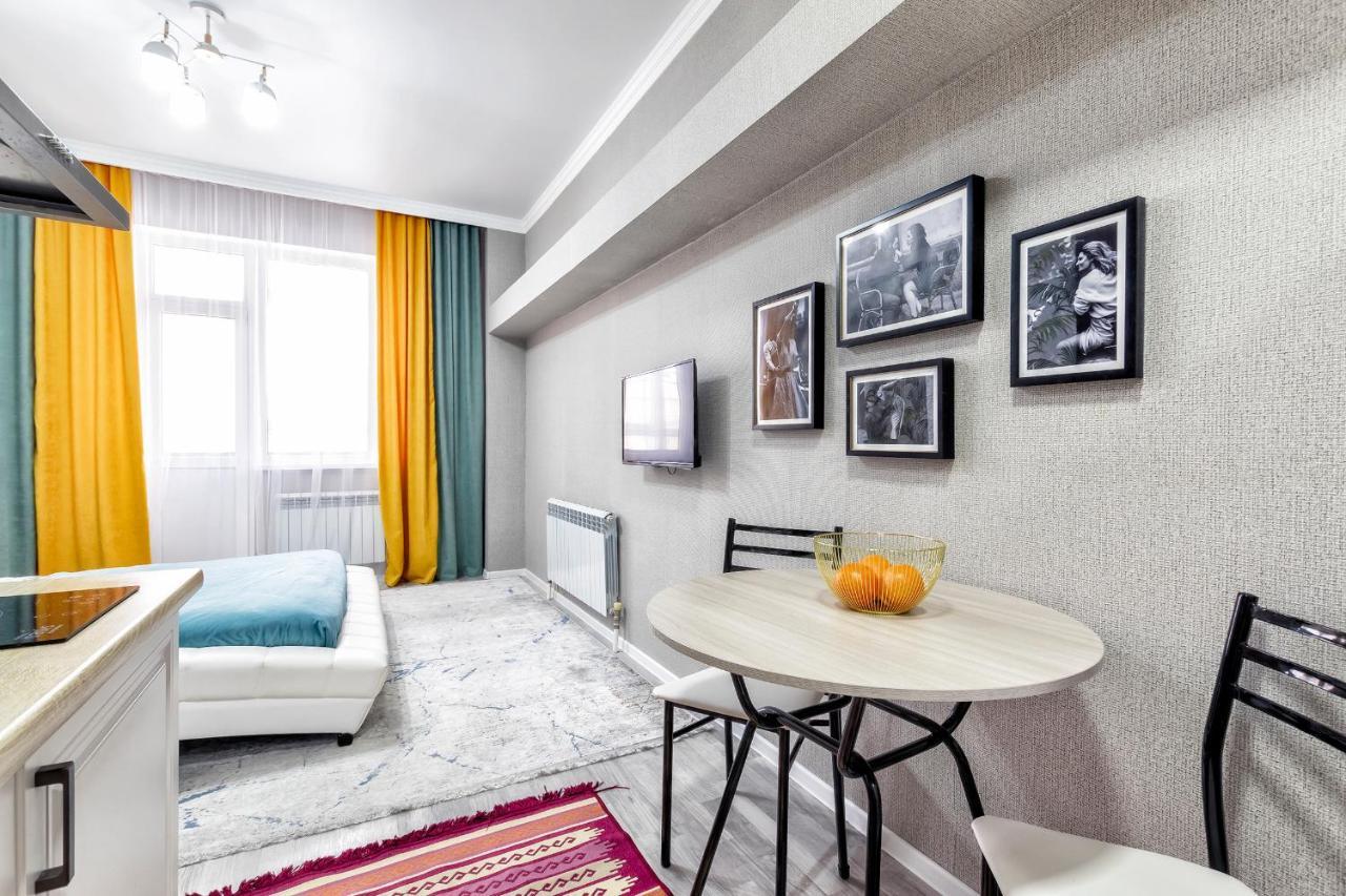 Cosy flat in the city center أستانا المظهر الخارجي الصورة